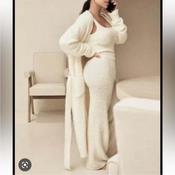 SKIMS Cream Cozy Pajama PANTS - Picture 2 of 8